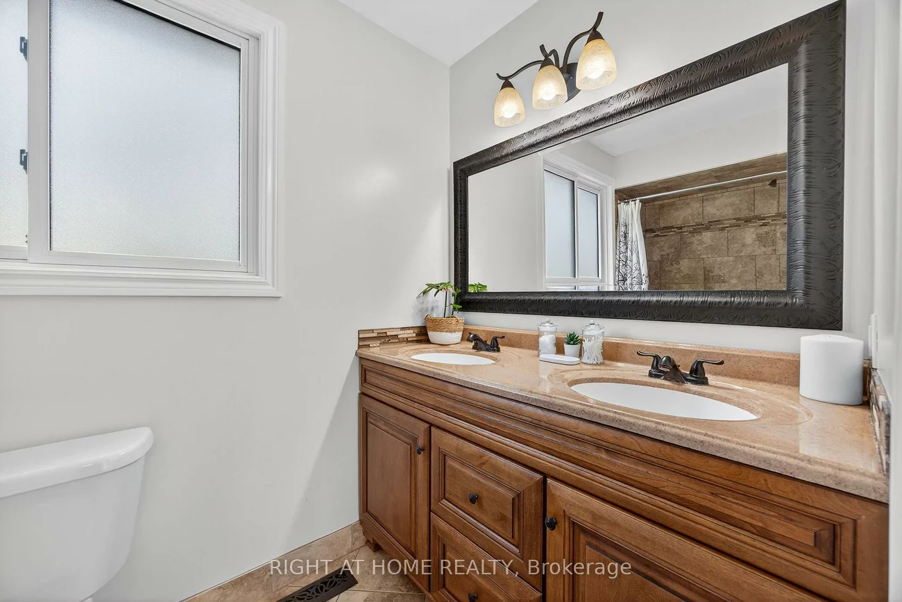 13, Orwell, Letitia Heights, Barrie