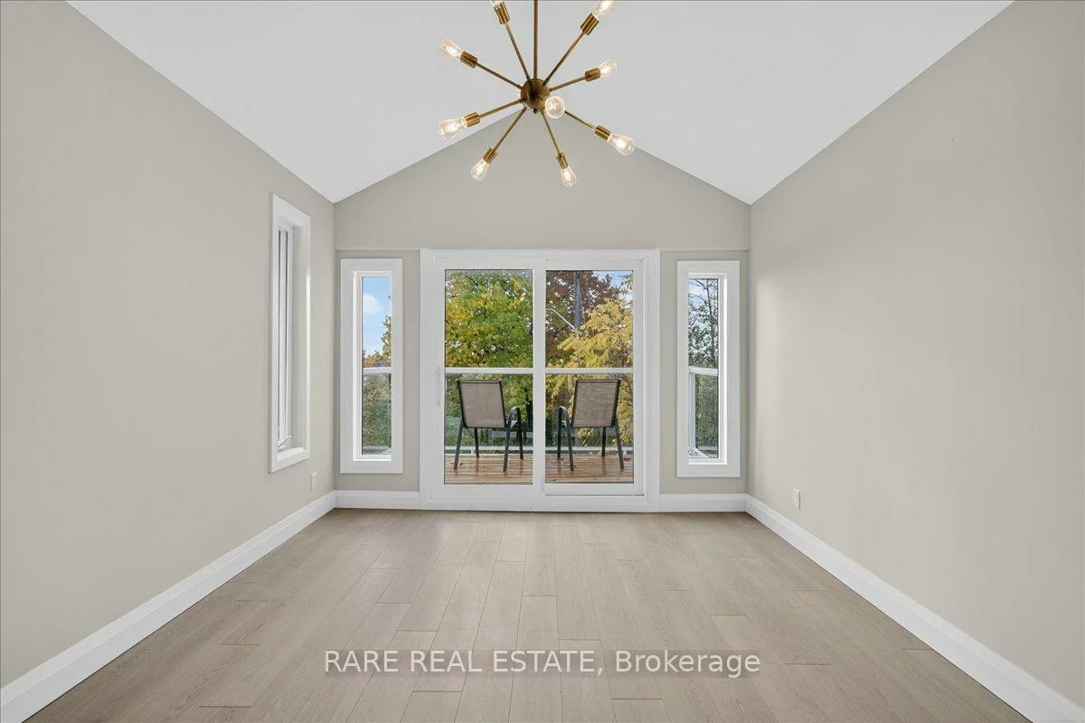 425, Codrington, Codrington, Barrie