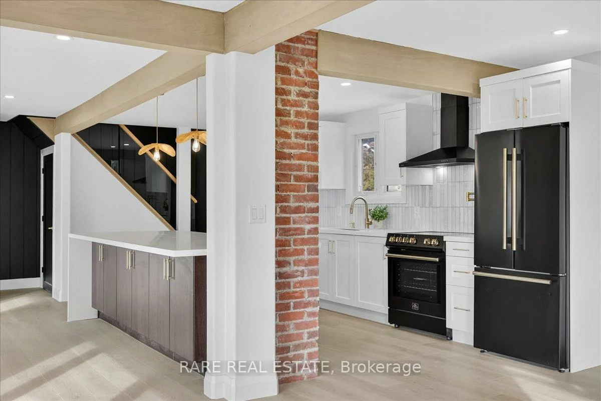 425, Codrington, Codrington, Barrie