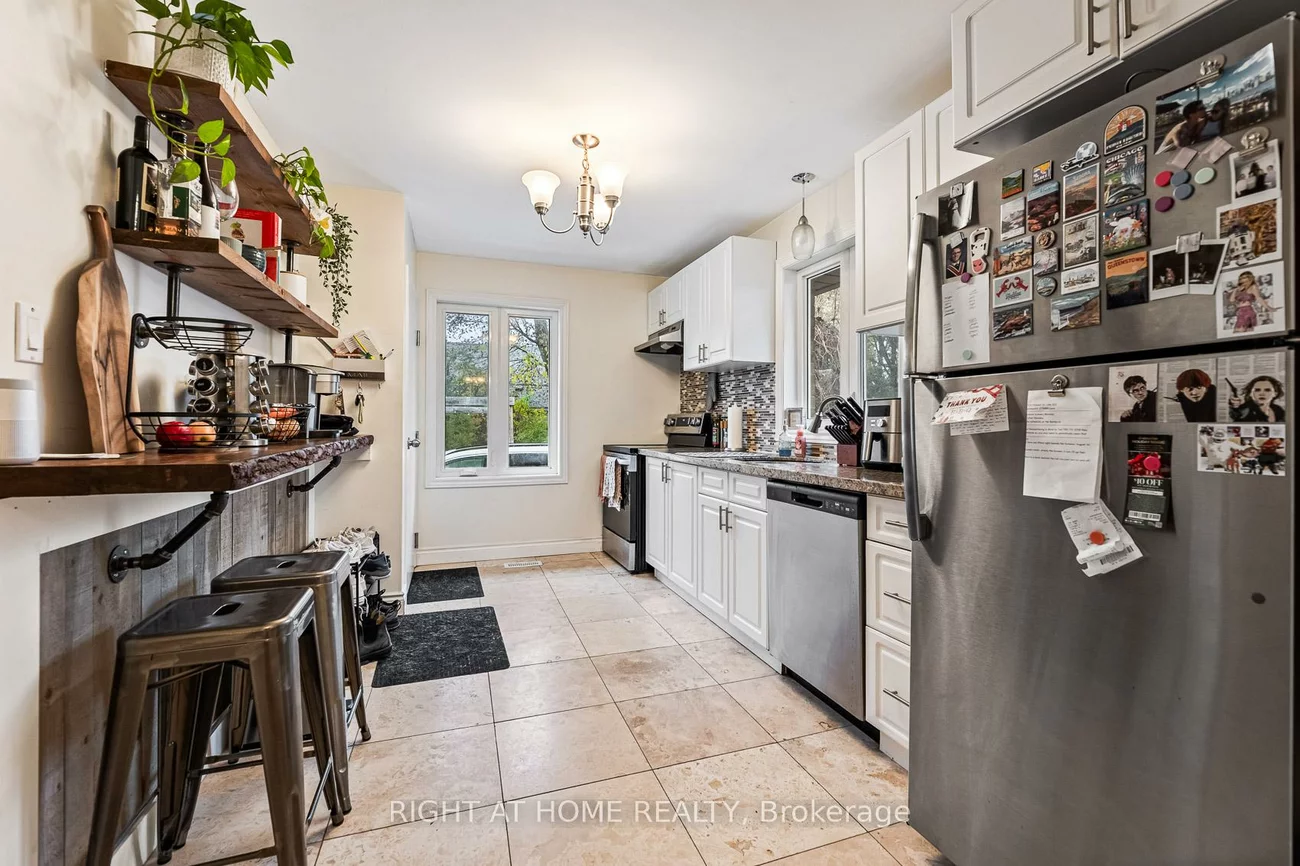 205, St Vincent, Wellington, Barrie