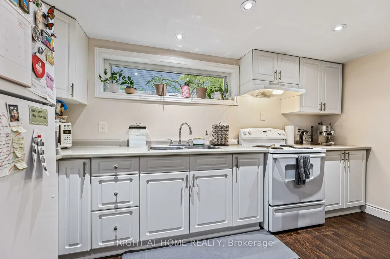 205, St Vincent, Wellington, Barrie