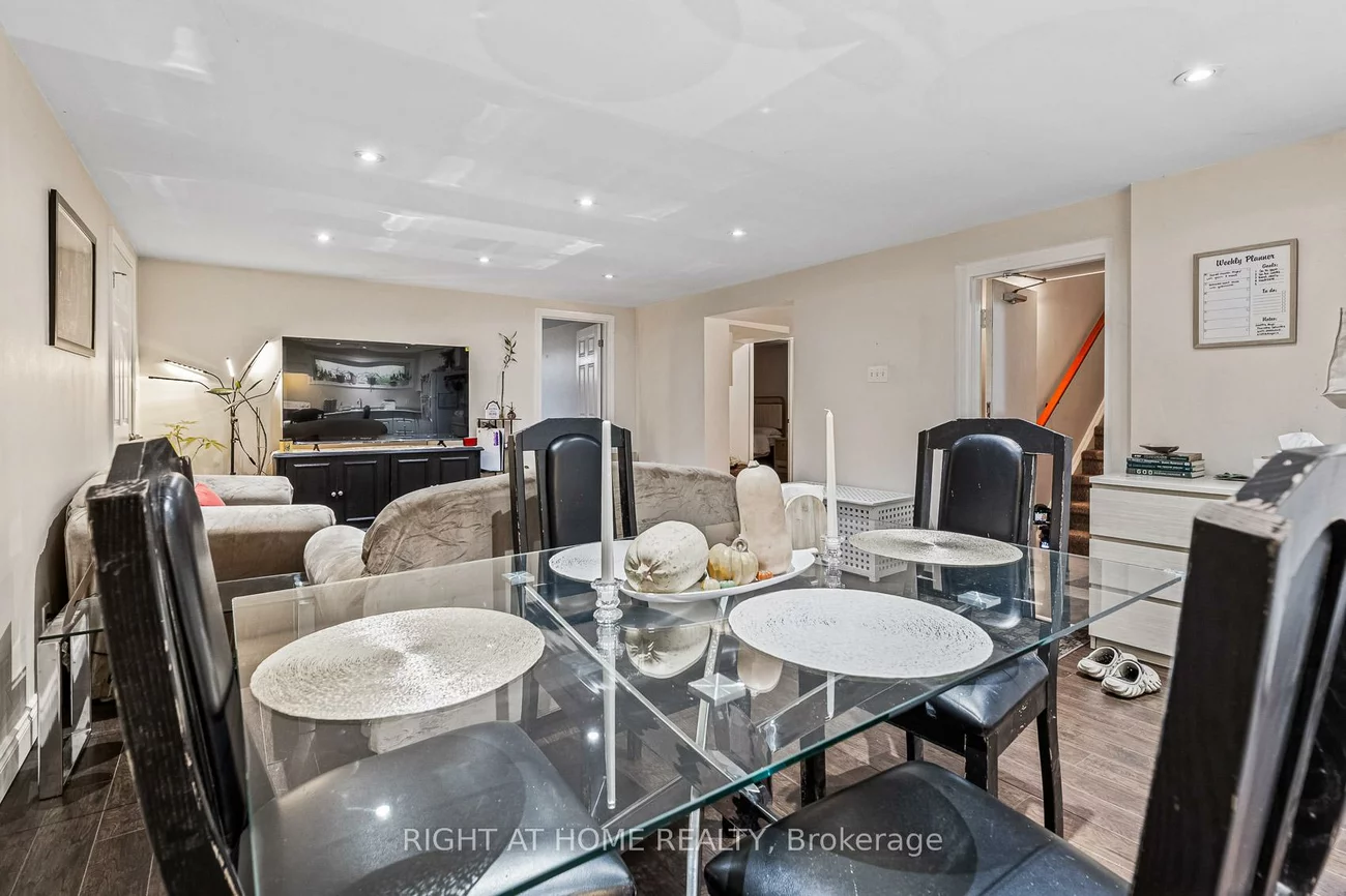 205, St Vincent, Wellington, Barrie