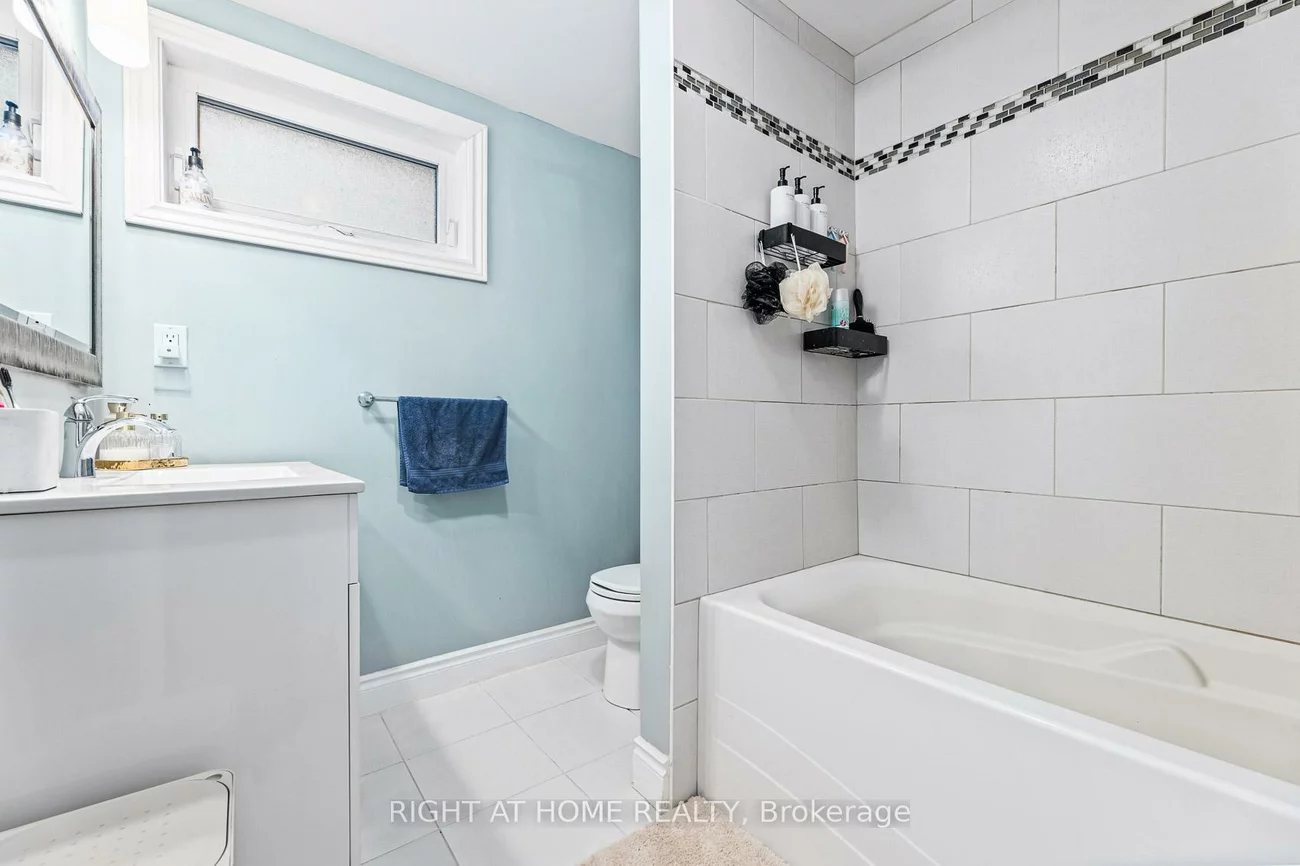 205, St Vincent, Wellington, Barrie