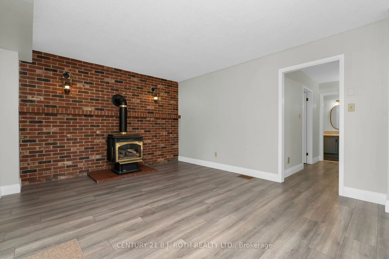 4, White Pine, Codrington, Barrie