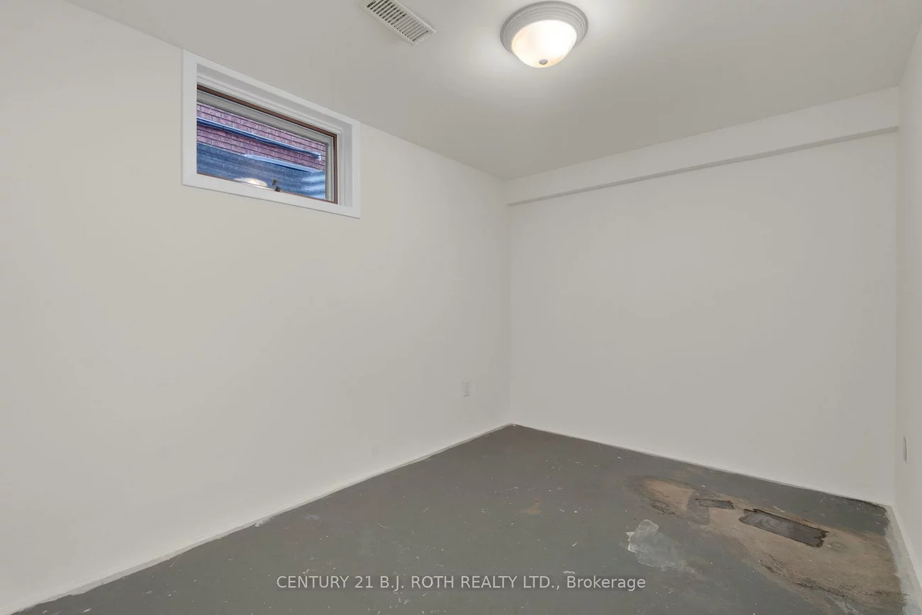 4, White Pine, Codrington, Barrie