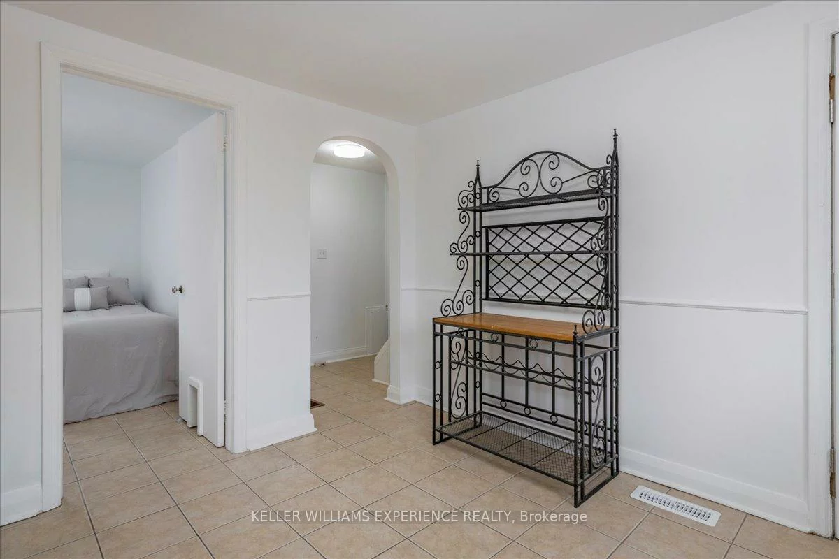 116, Huronia, Allandale, Barrie