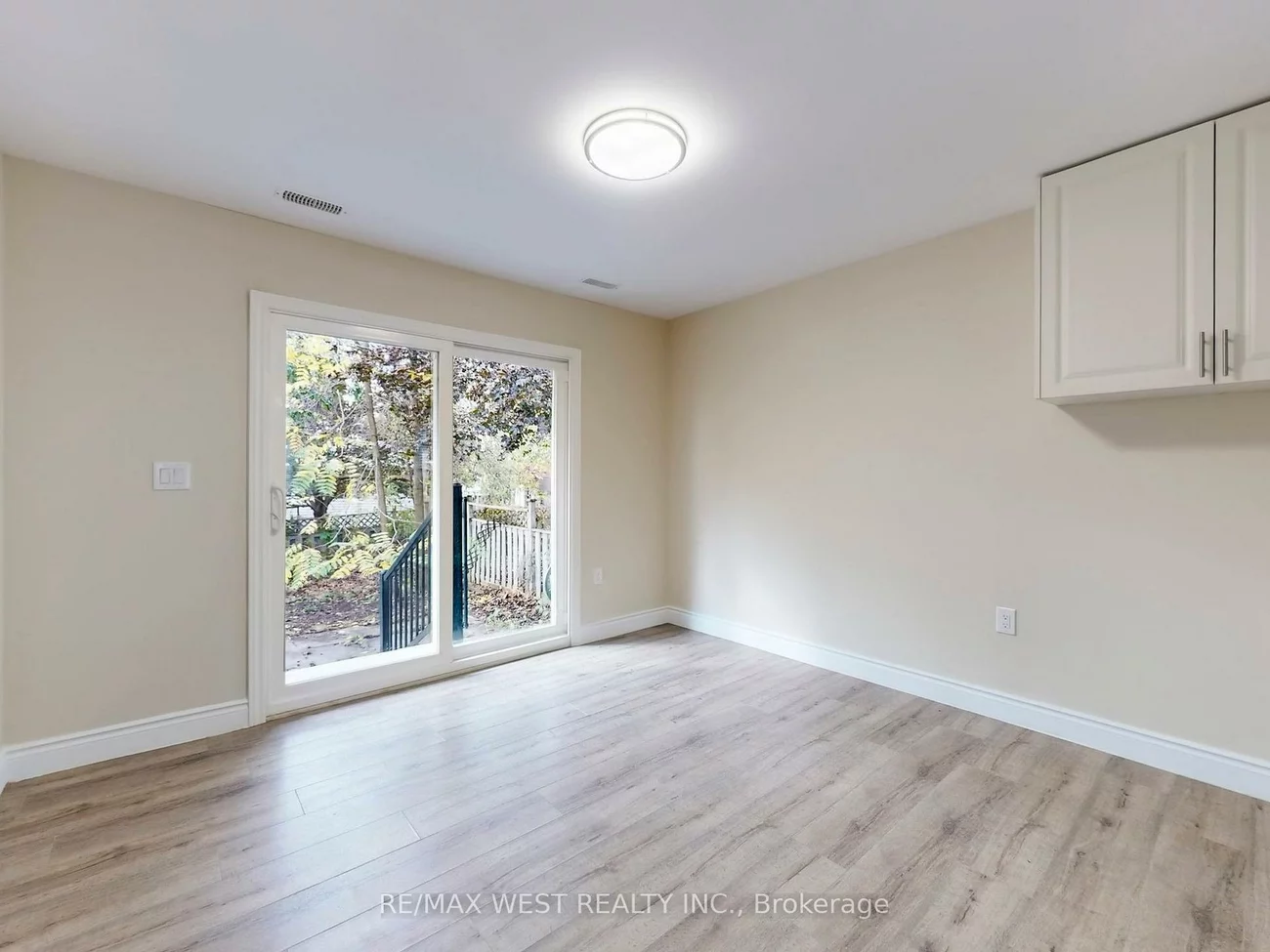 292, St Vincent, Wellington, Barrie