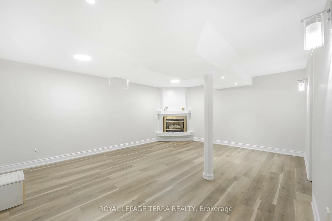 67, Livingstone, Sunnidale, Barrie