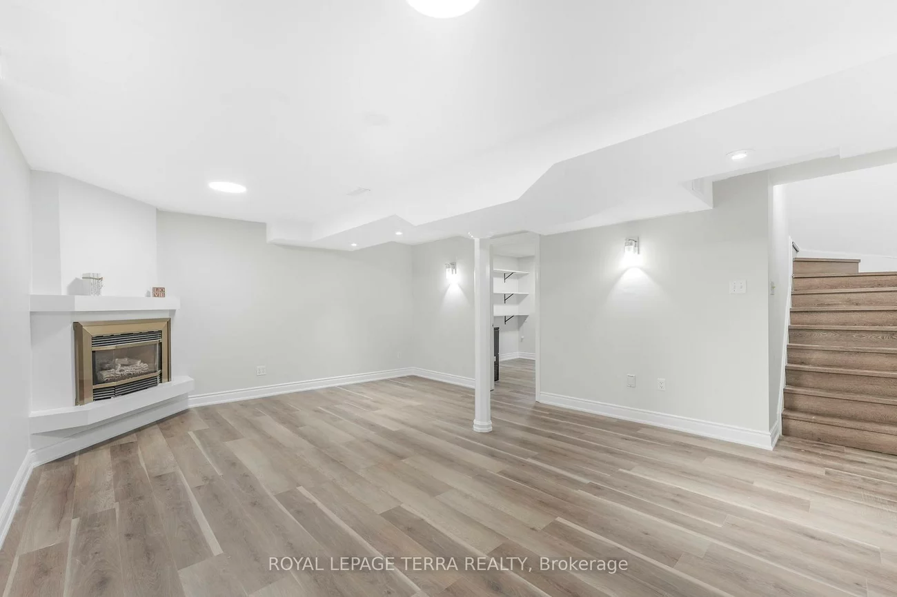 67, Livingstone, Sunnidale, Barrie