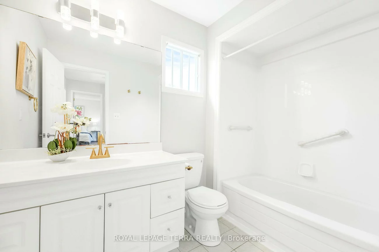 67, Livingstone, Sunnidale, Barrie