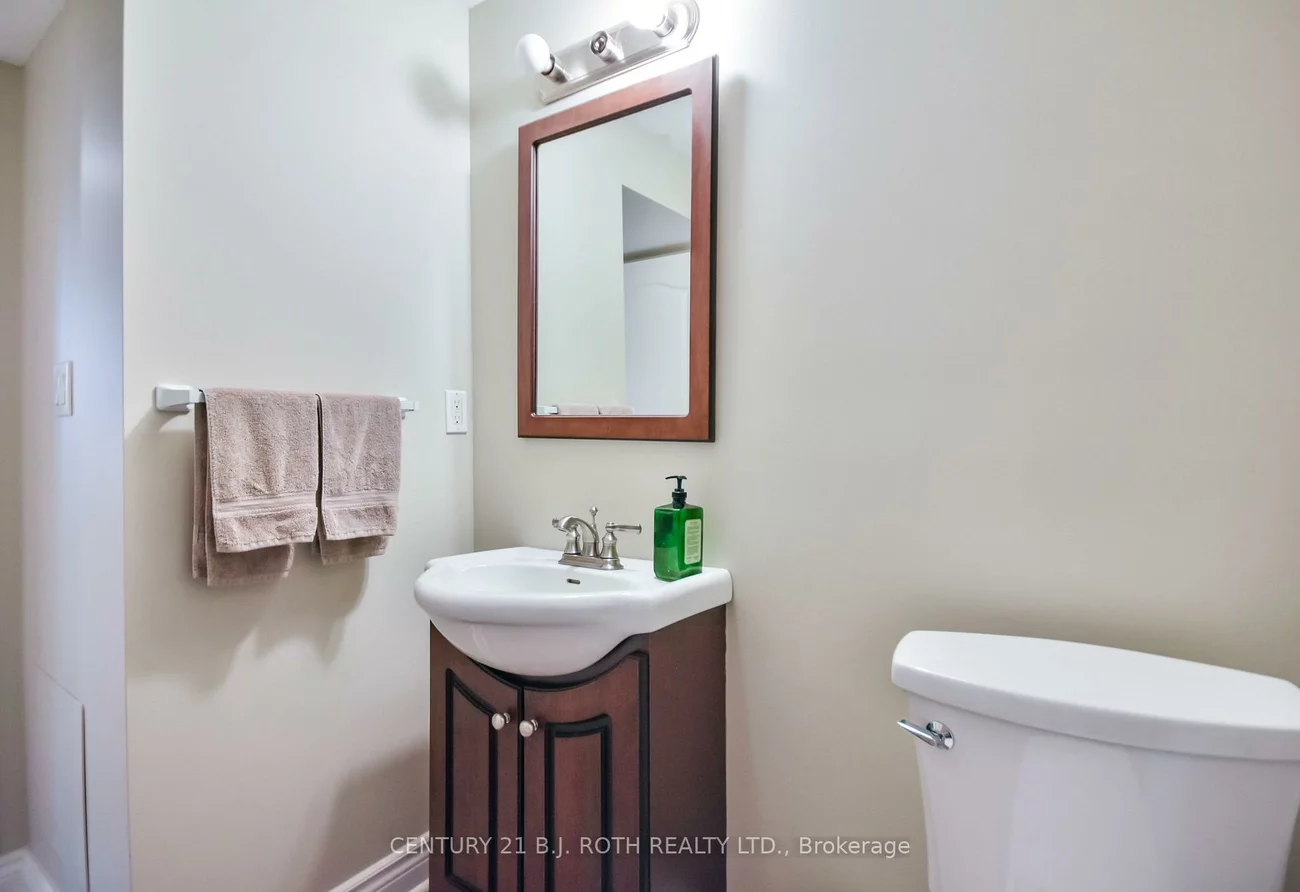 38, Camelot, Innis-Shore, Barrie