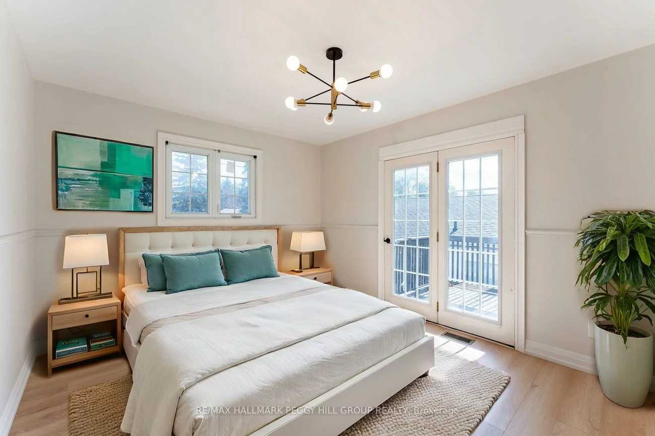 262, Duckworth, Codrington, Barrie