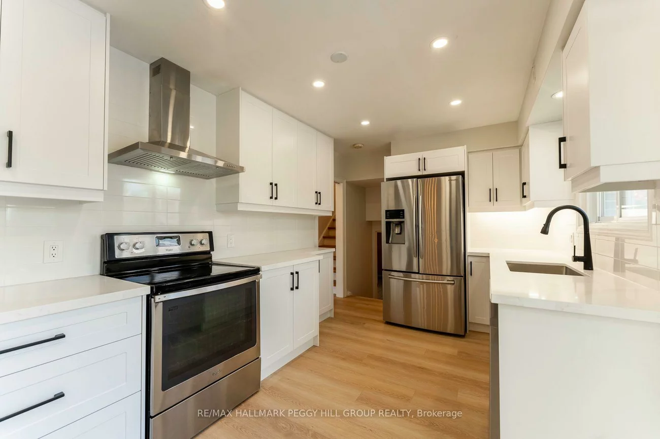 262, Duckworth, Codrington, Barrie