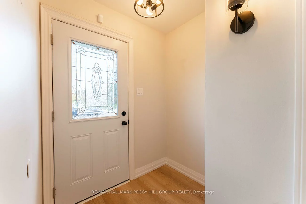 262, Duckworth, Codrington, Barrie