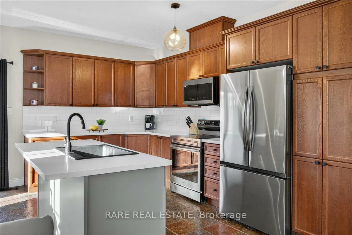 2, Mailey, Edgehill Drive, Barrie