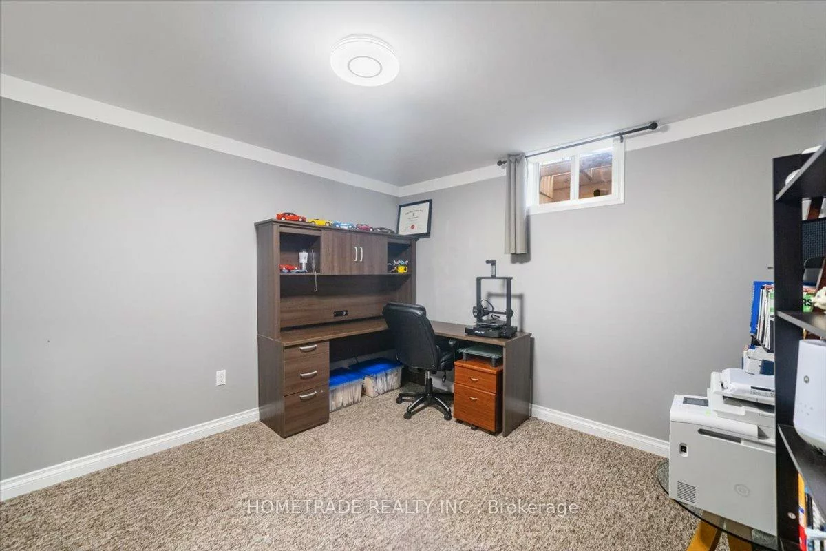 52, Bloxham, Bayshore, Barrie