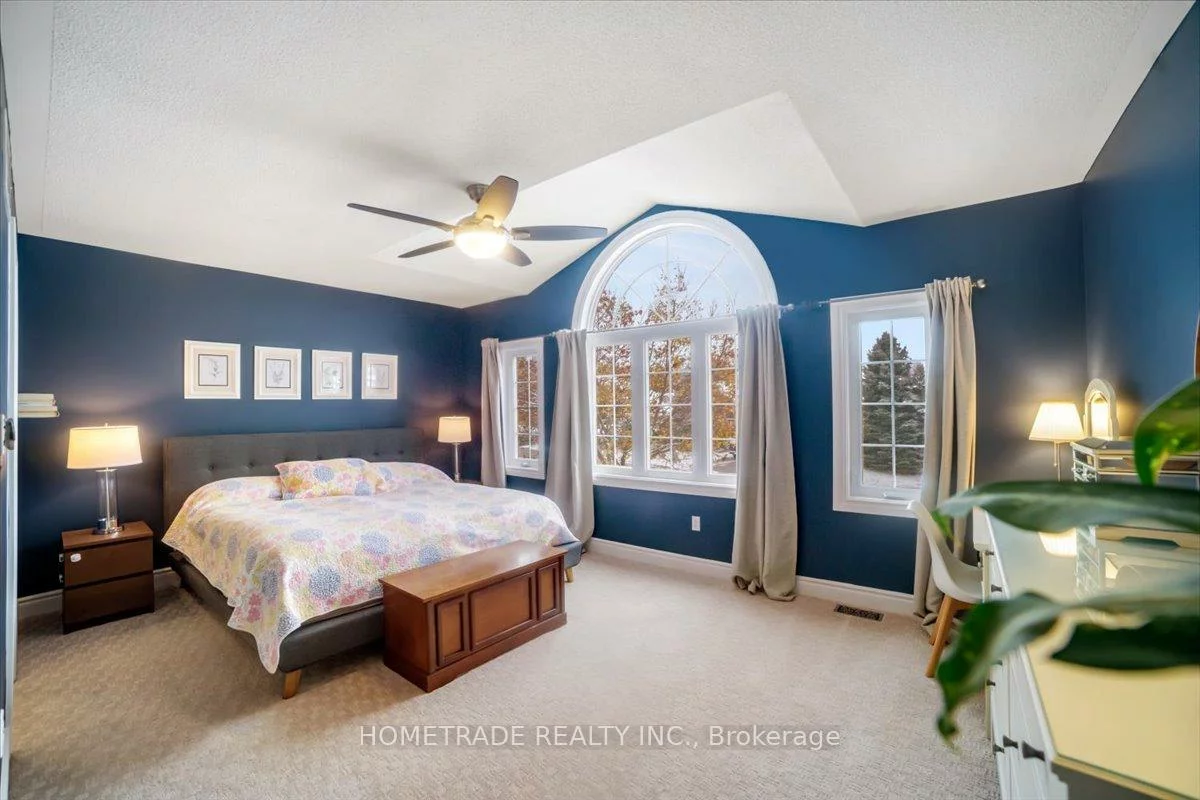 52, Bloxham, Bayshore, Barrie