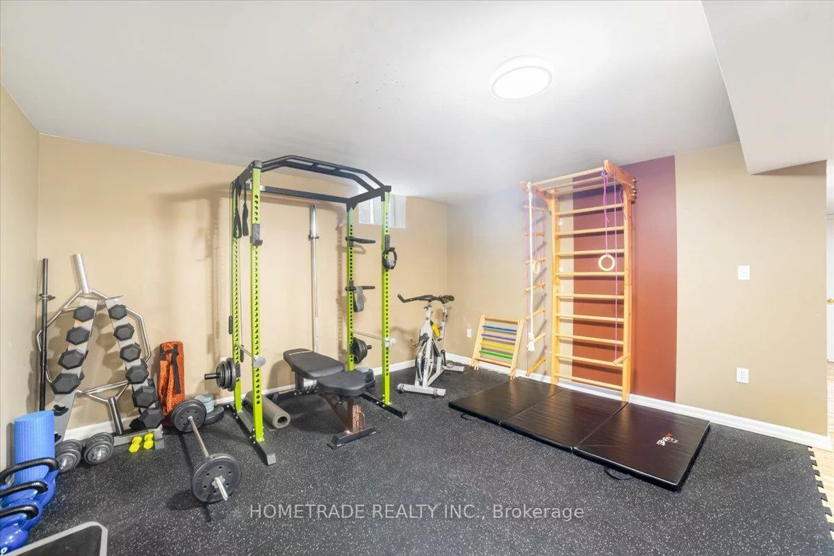 52, Bloxham, Bayshore, Barrie