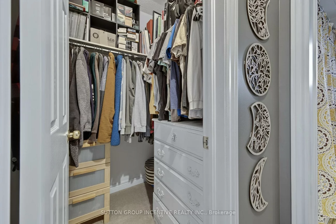 56, Weymouth, Georgian Drive, Barrie