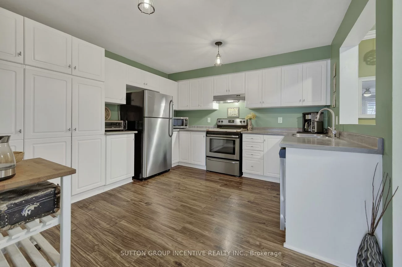 56, Weymouth, Georgian Drive, Barrie