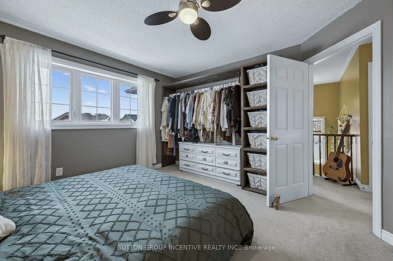 56, Weymouth, Georgian Drive, Barrie