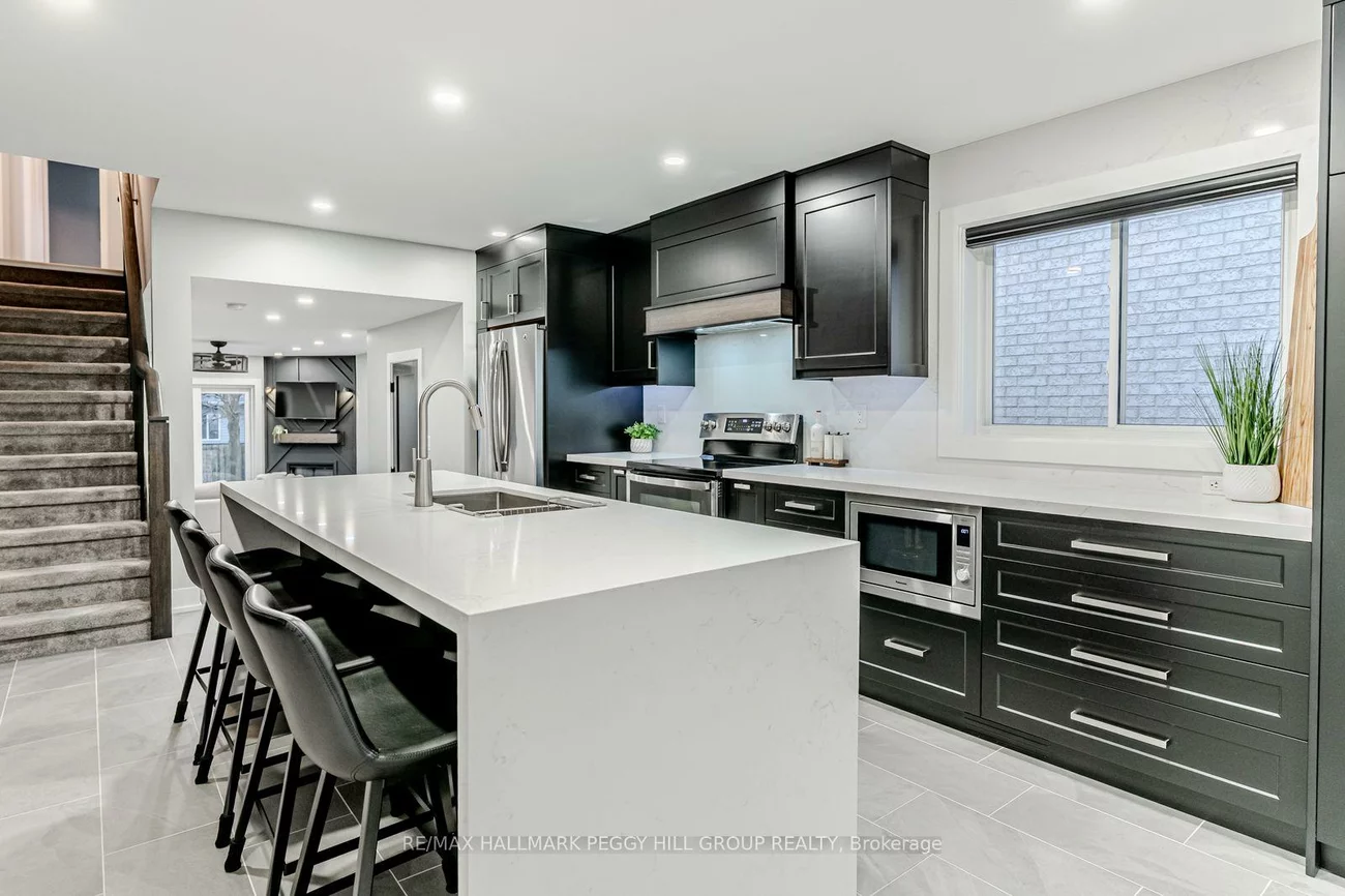 50, Downing, Holly, Barrie