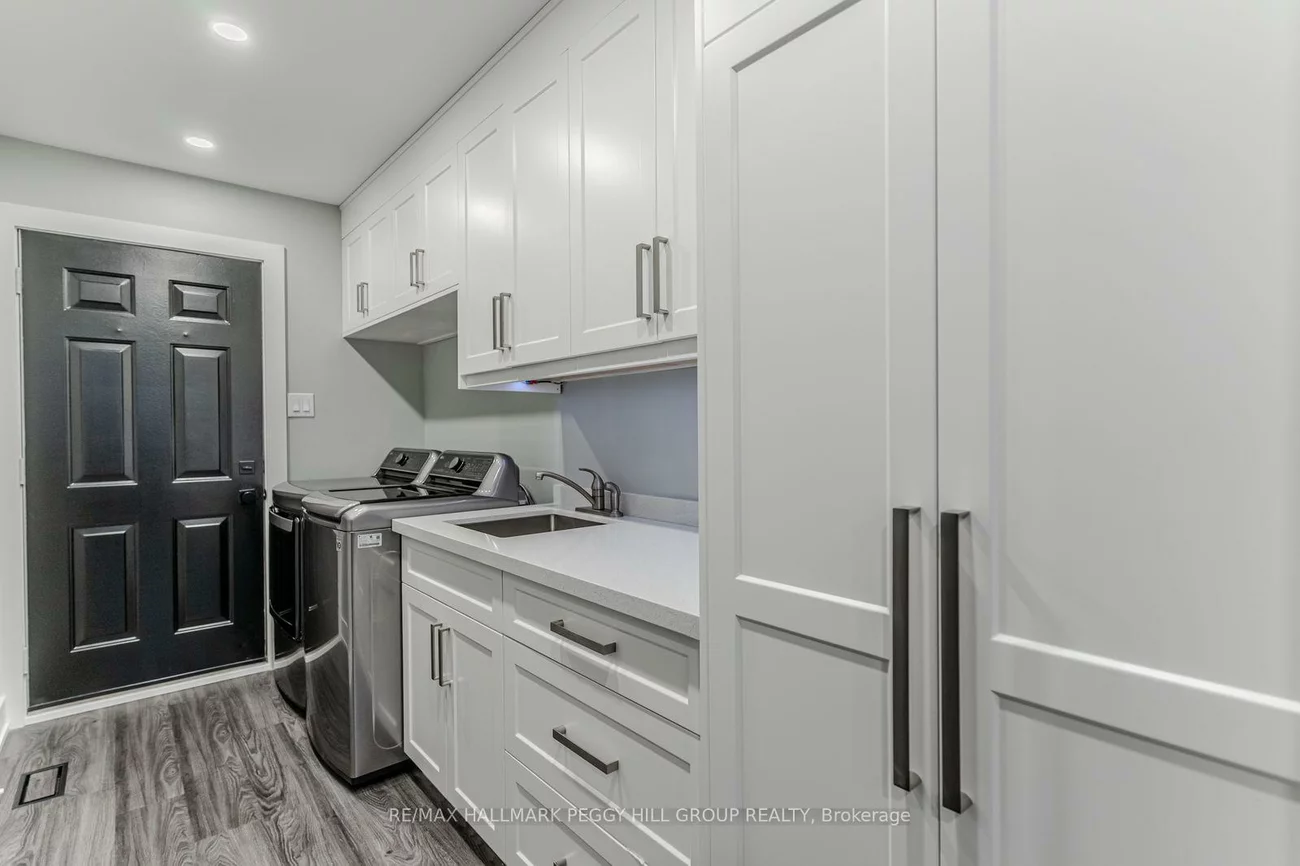 50, Downing, Holly, Barrie