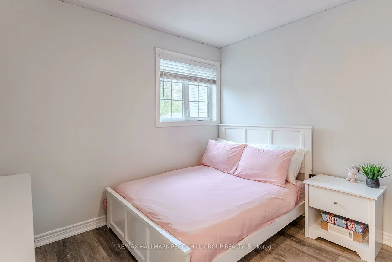 50, Downing, Holly, Barrie