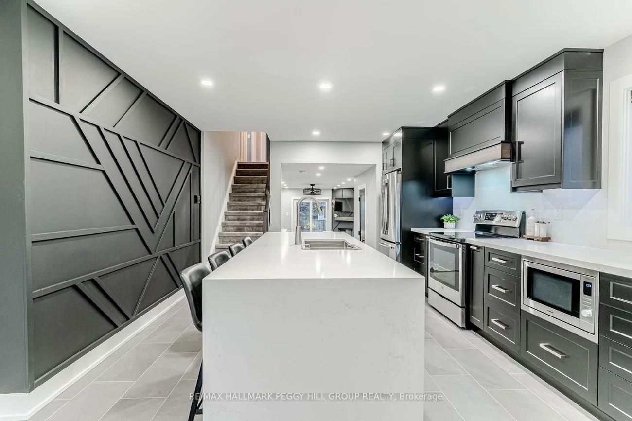 50, Downing, Holly, Barrie