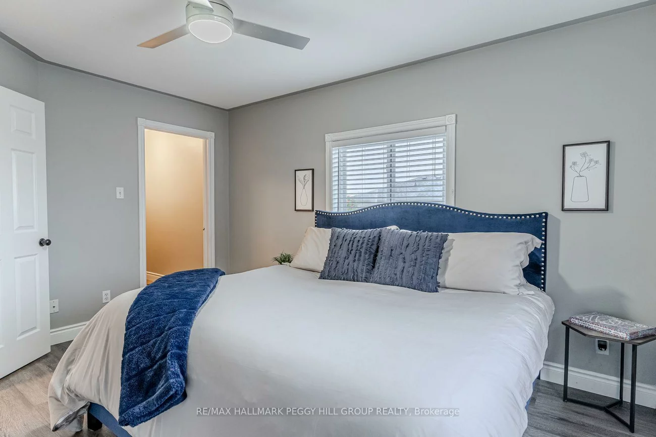 50, Downing, Holly, Barrie