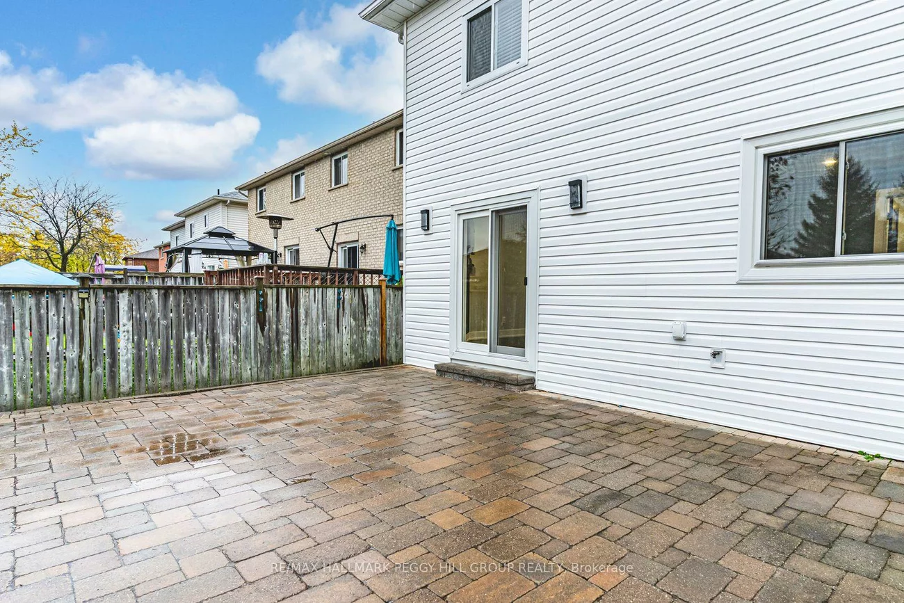 50, Downing, Holly, Barrie