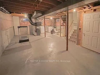 29, Drake, Painswick South, Barrie