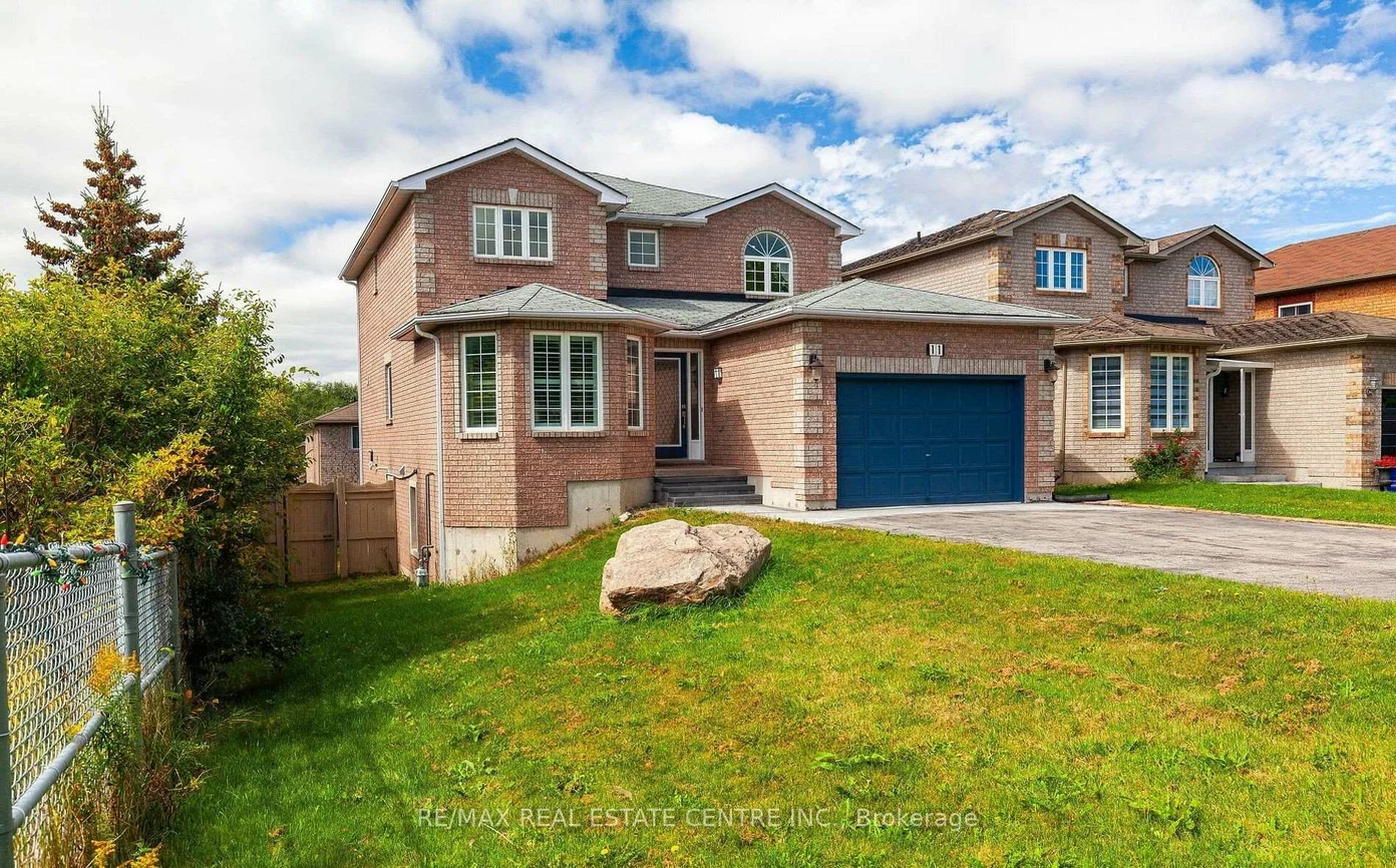 11, Priscilla's, Painswick South, Barrie