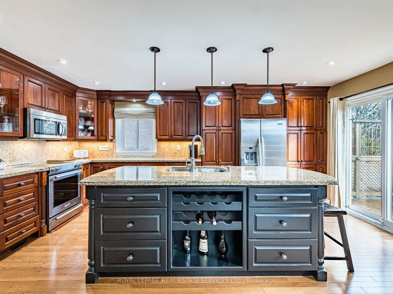 8, Macallister, Letitia Heights, Barrie