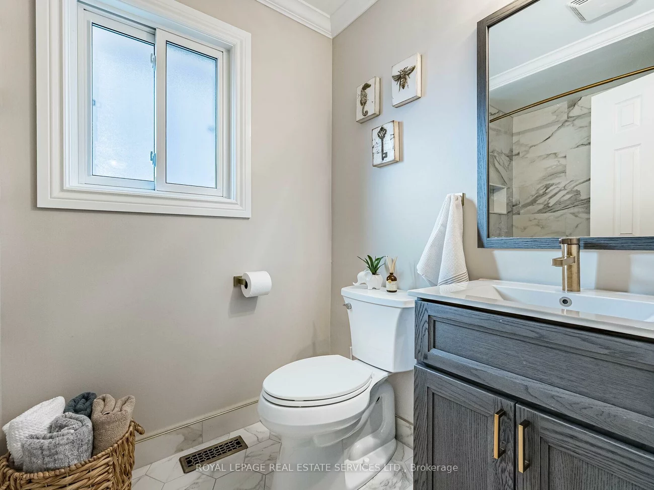 8, Macallister, Letitia Heights, Barrie