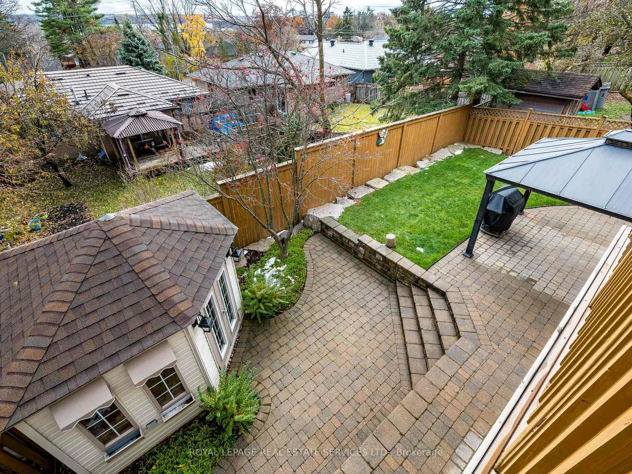 8, Macallister, Letitia Heights, Barrie