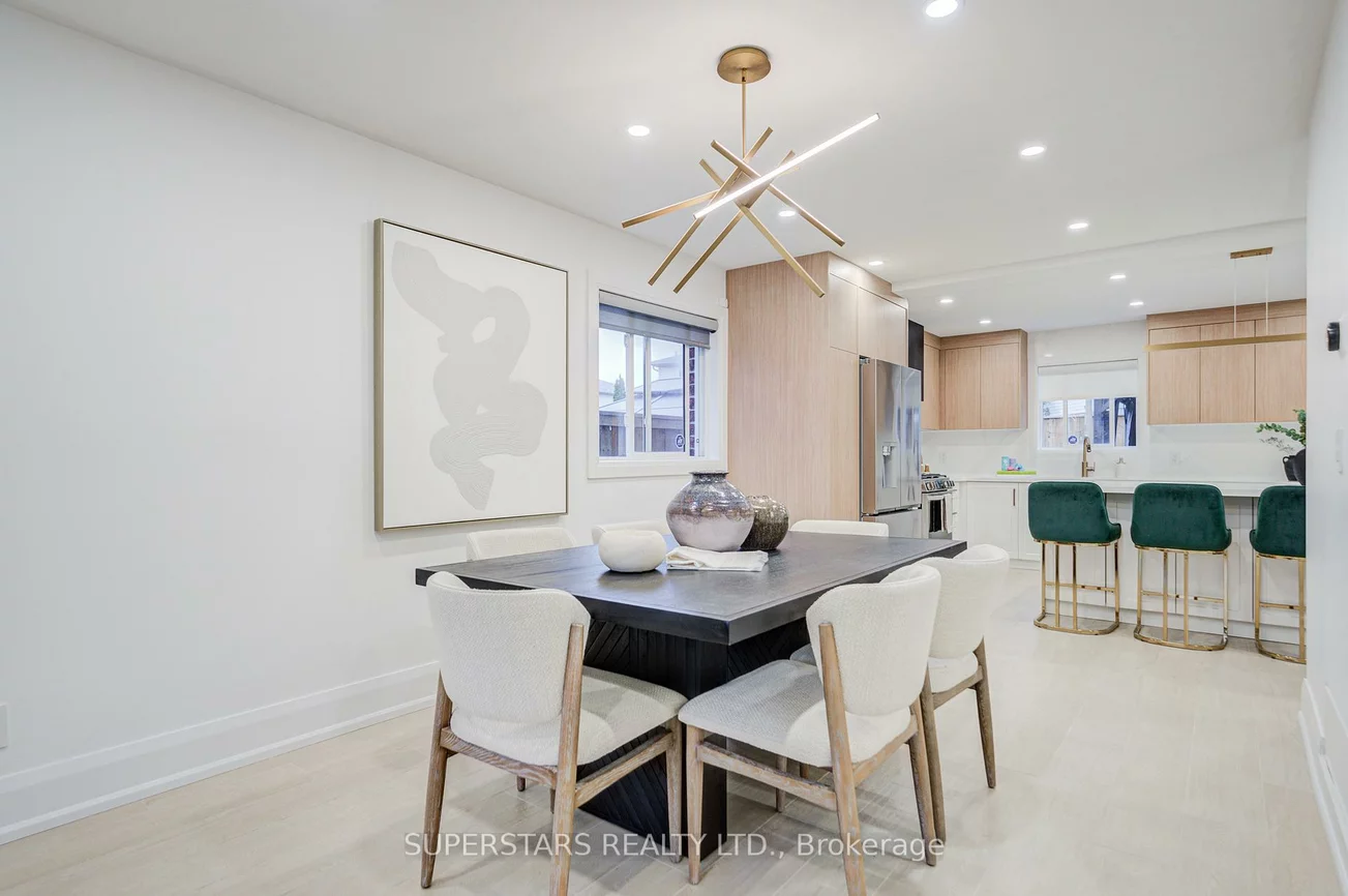 163, Brucker, Holly, Barrie