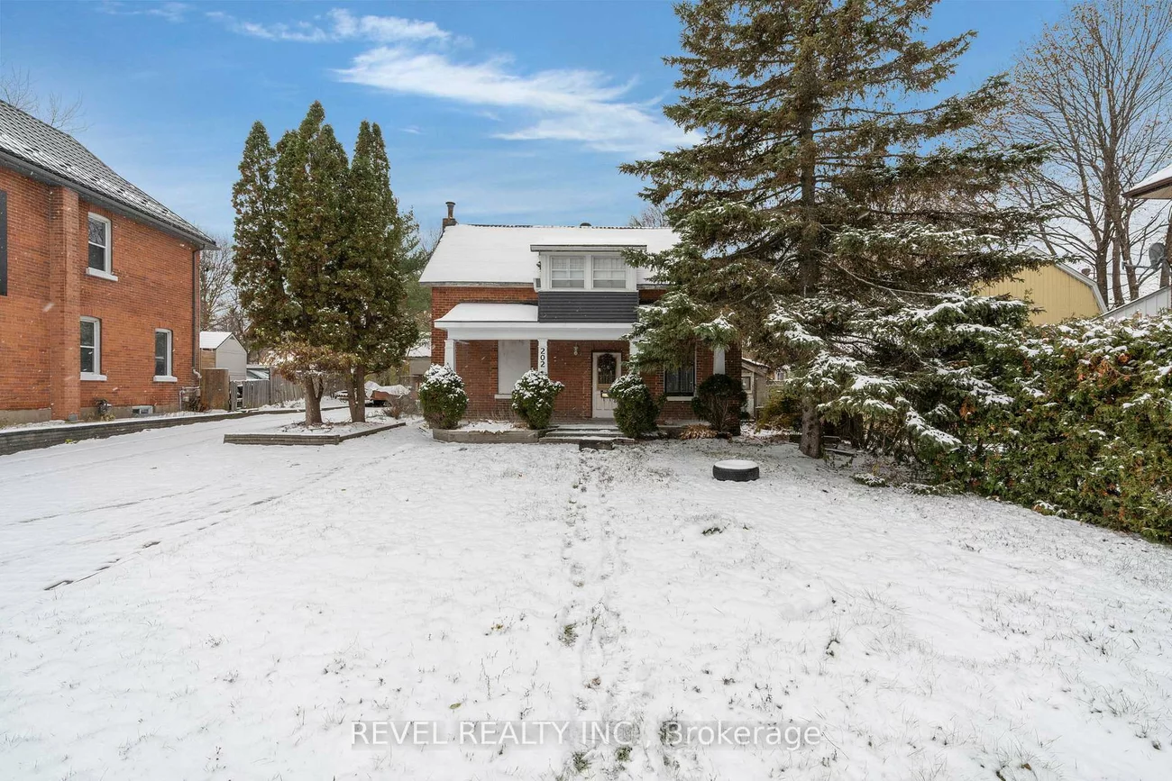 202, Bradford, Allandale Centre, Barrie