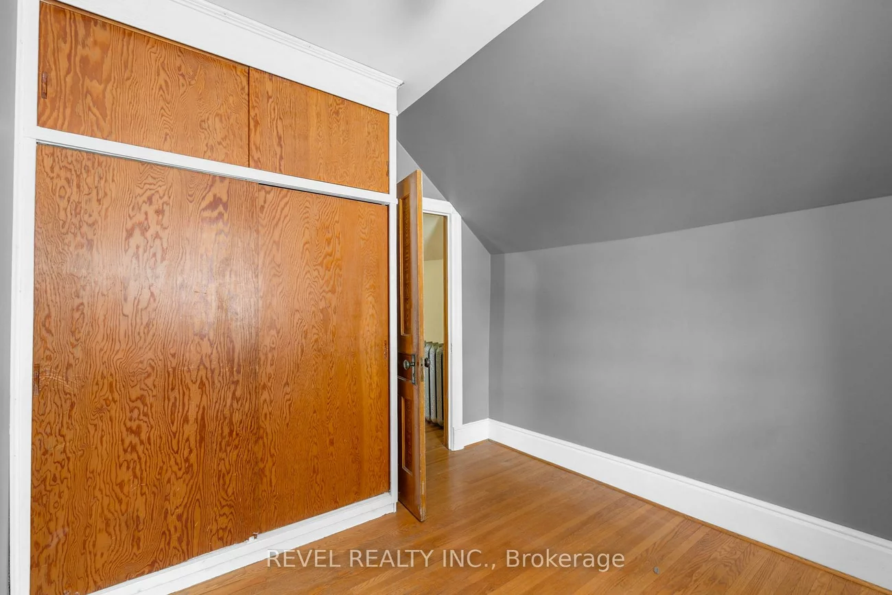 202, Bradford, Allandale Centre, Barrie