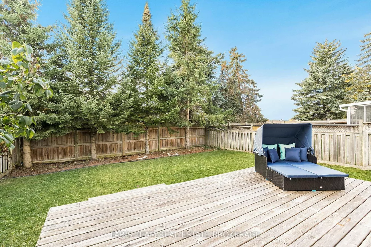 230, Kozlov, West Bayfield, Barrie