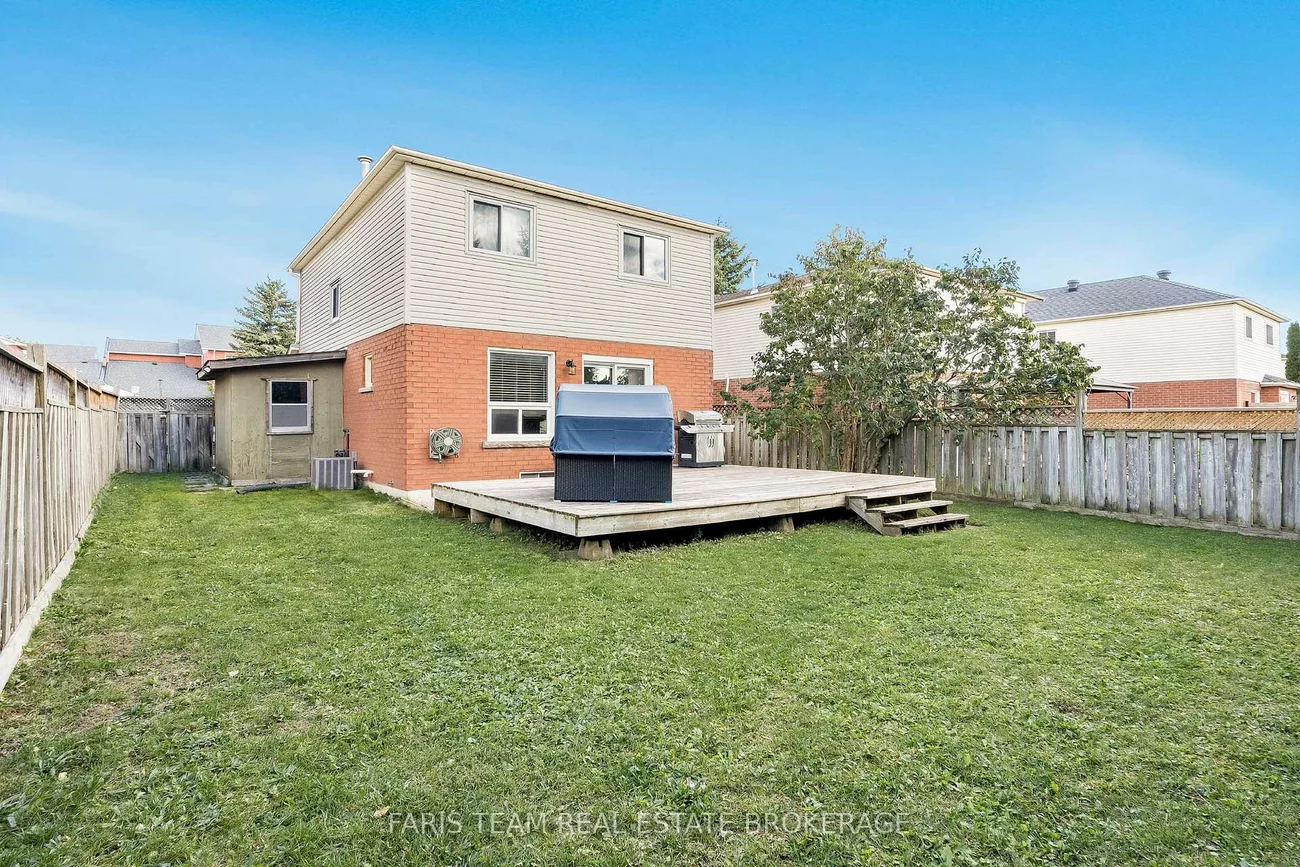 230, Kozlov, West Bayfield, Barrie