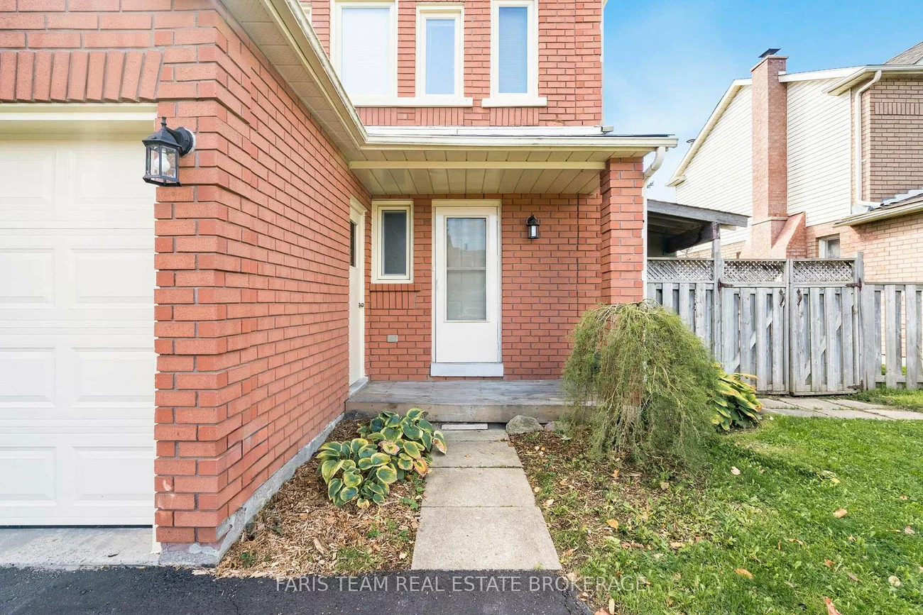 230, Kozlov, West Bayfield, Barrie