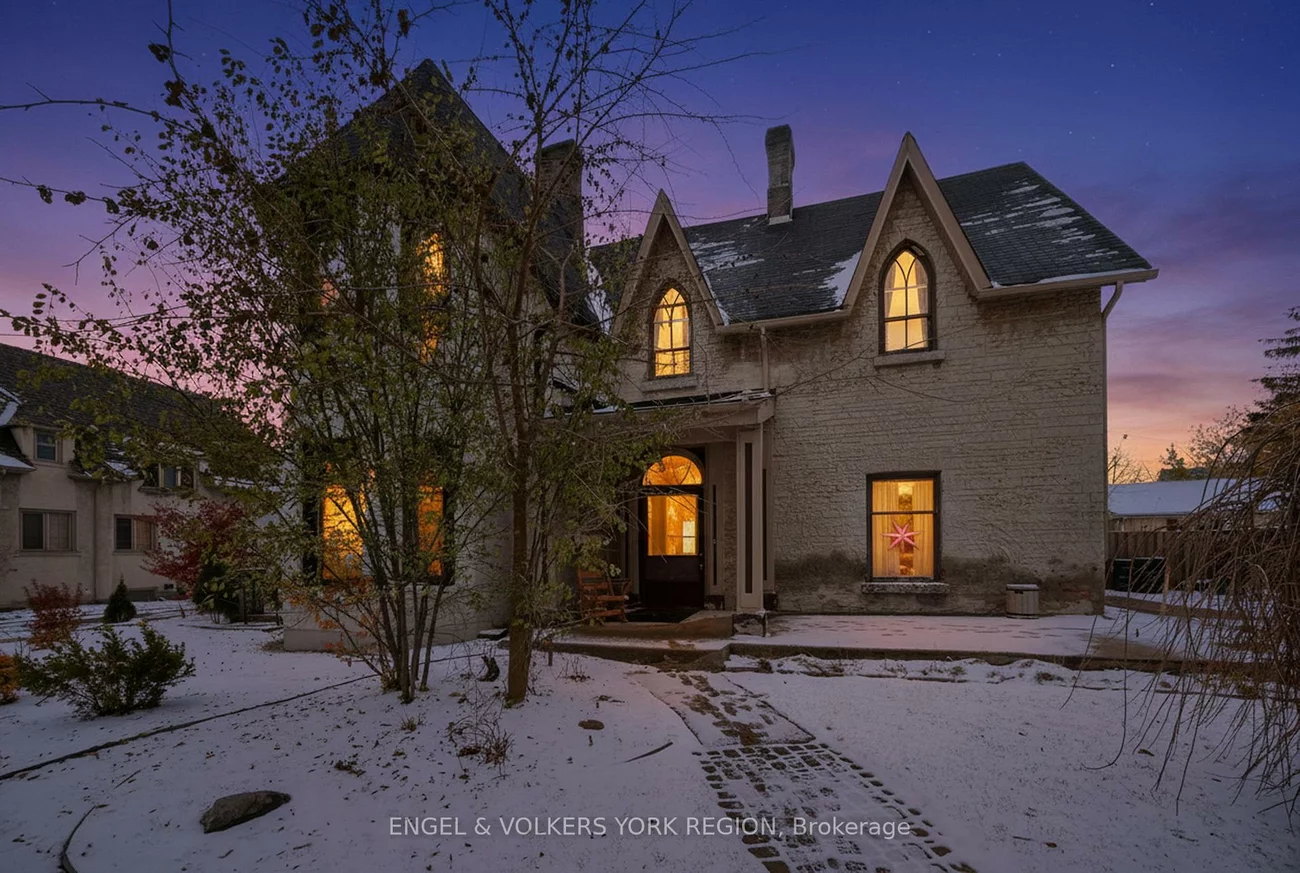 64, High, Queen's Park, Barrie