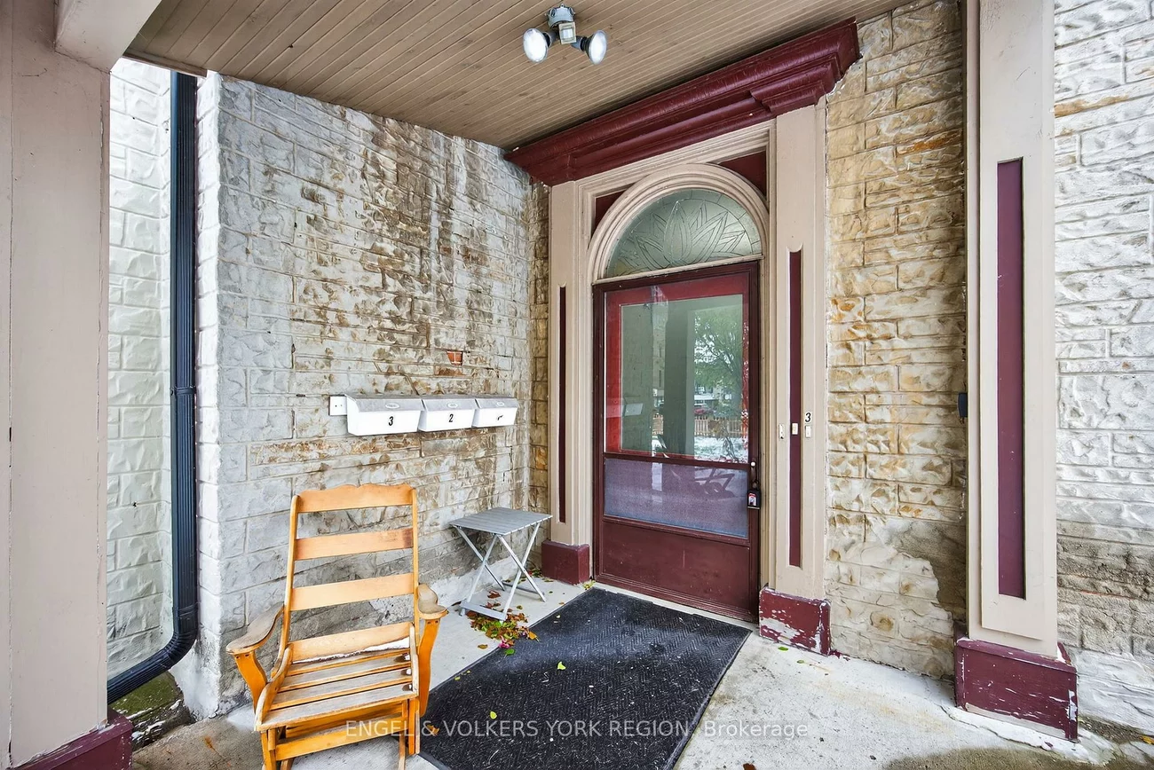 64, High, Queen's Park, Barrie