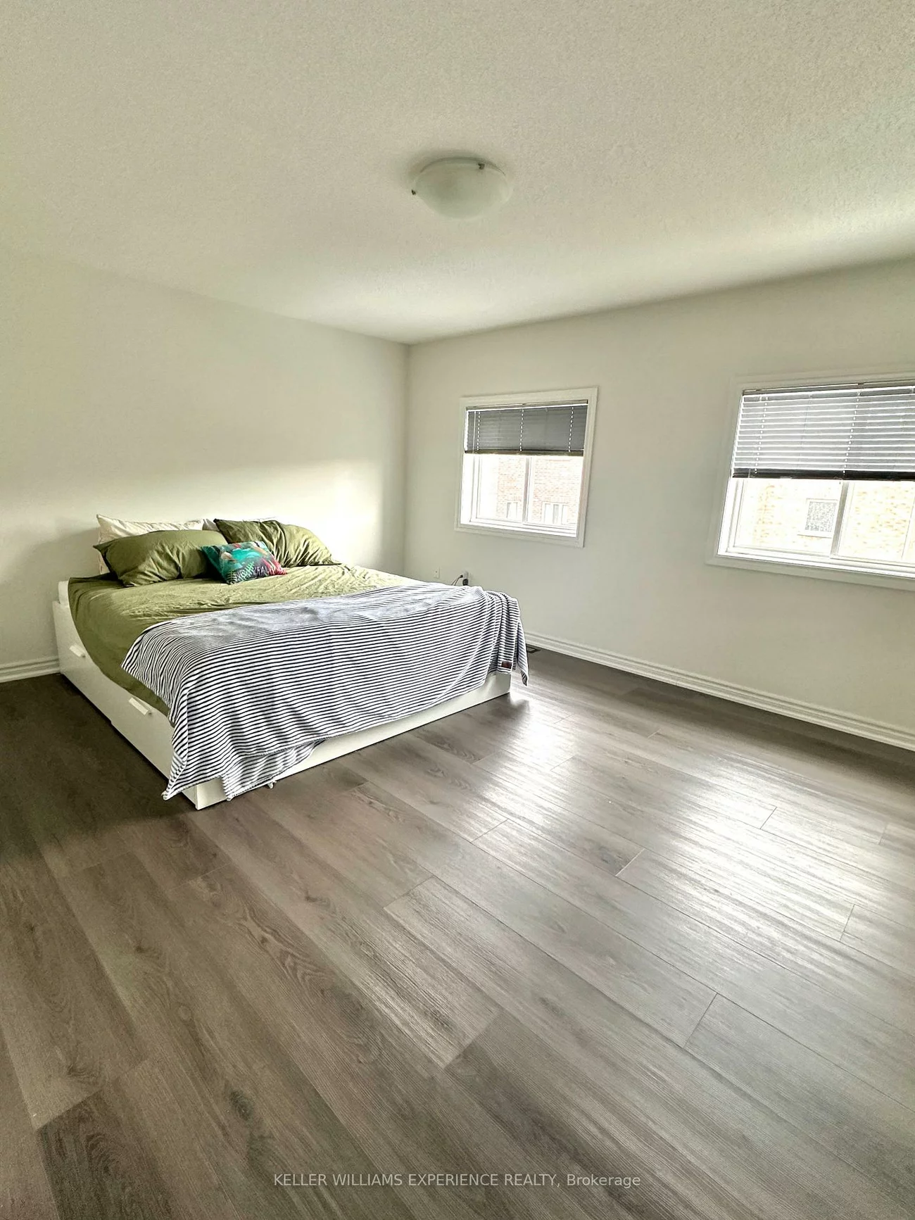 3, Crew, Ardagh, Barrie