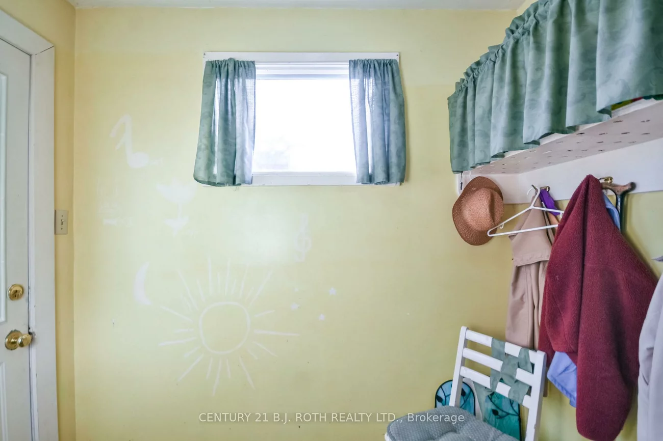 164, Cook, Codrington, Barrie