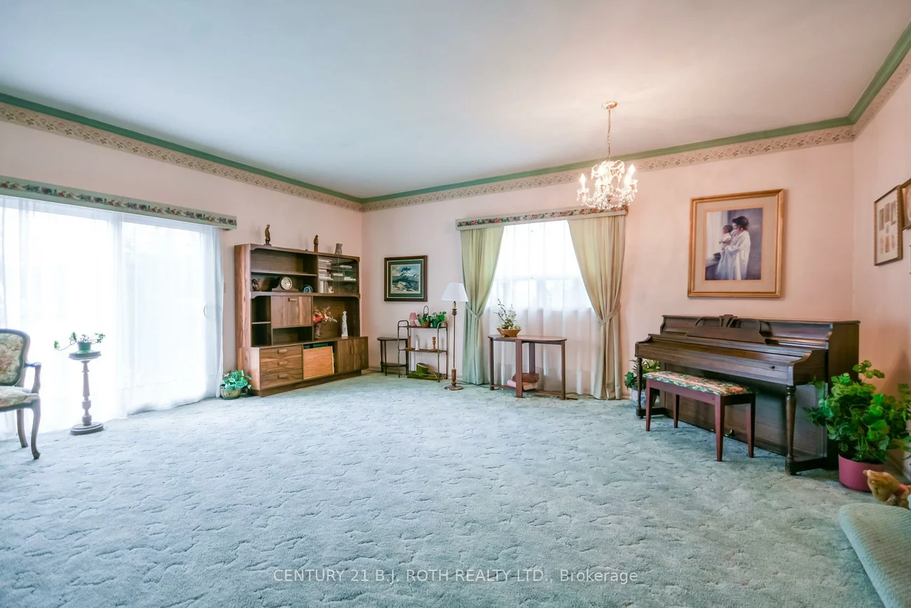 164, Cook, Codrington, Barrie