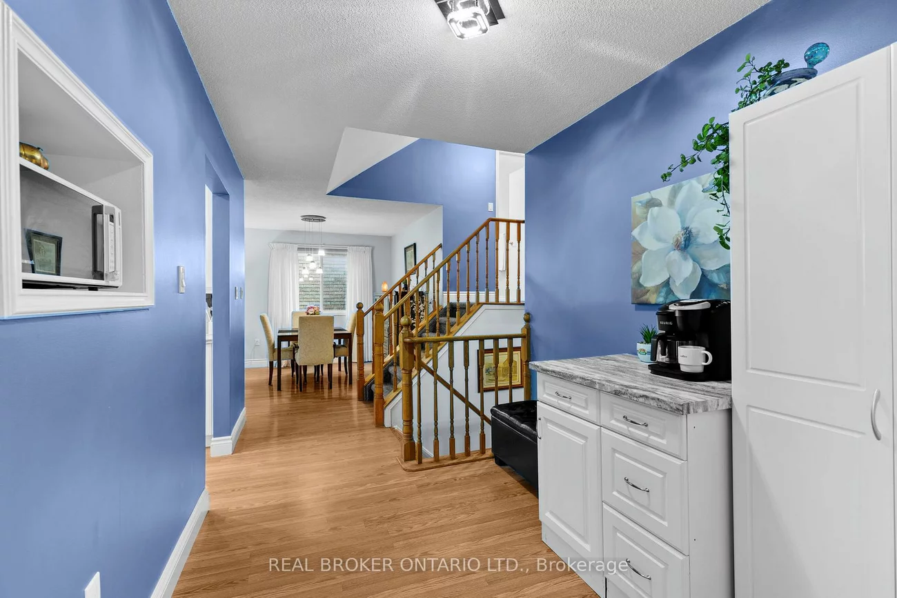 27, Knicely, Painswick North, Barrie