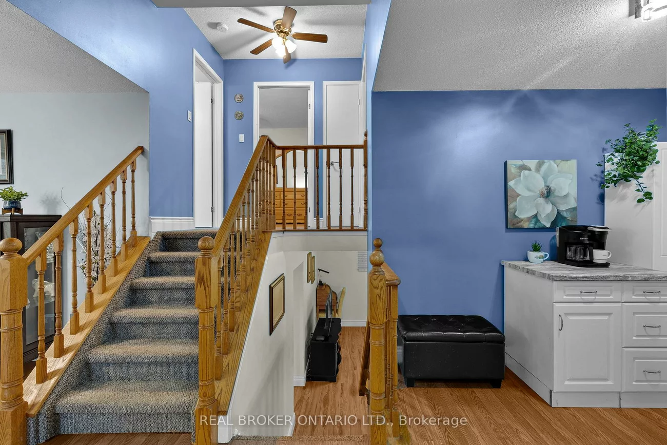 27, Knicely, Painswick North, Barrie