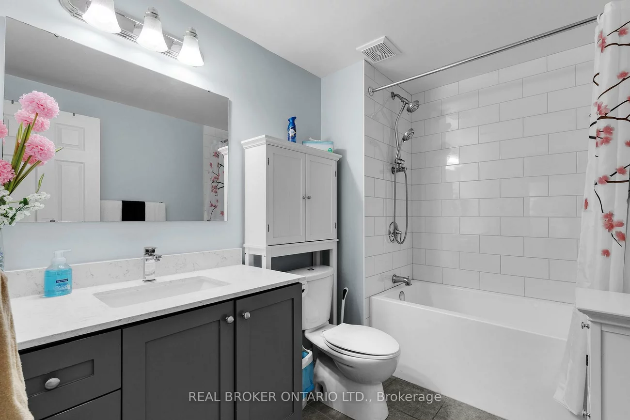 27, Knicely, Painswick North, Barrie